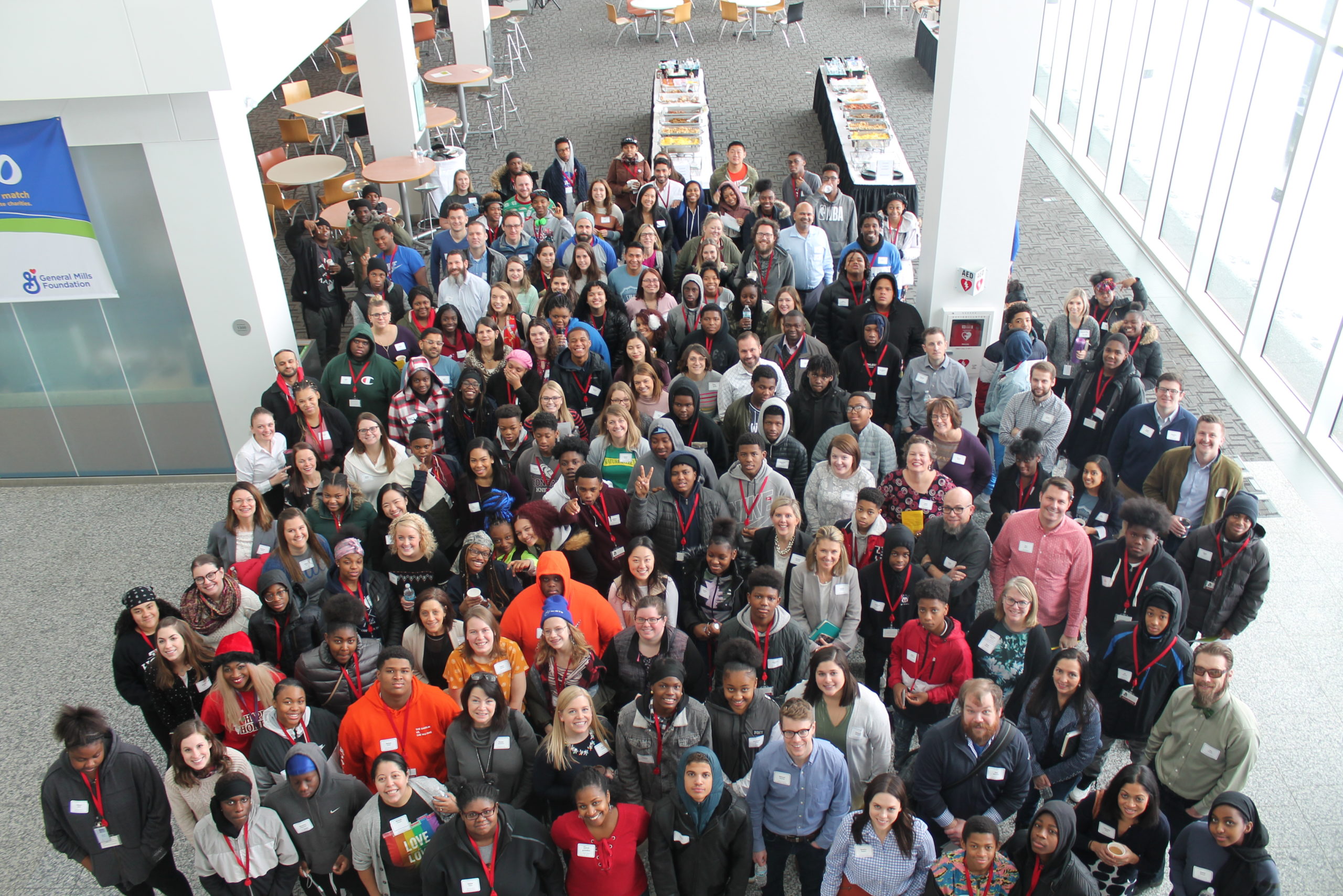 large group of students and volunteers