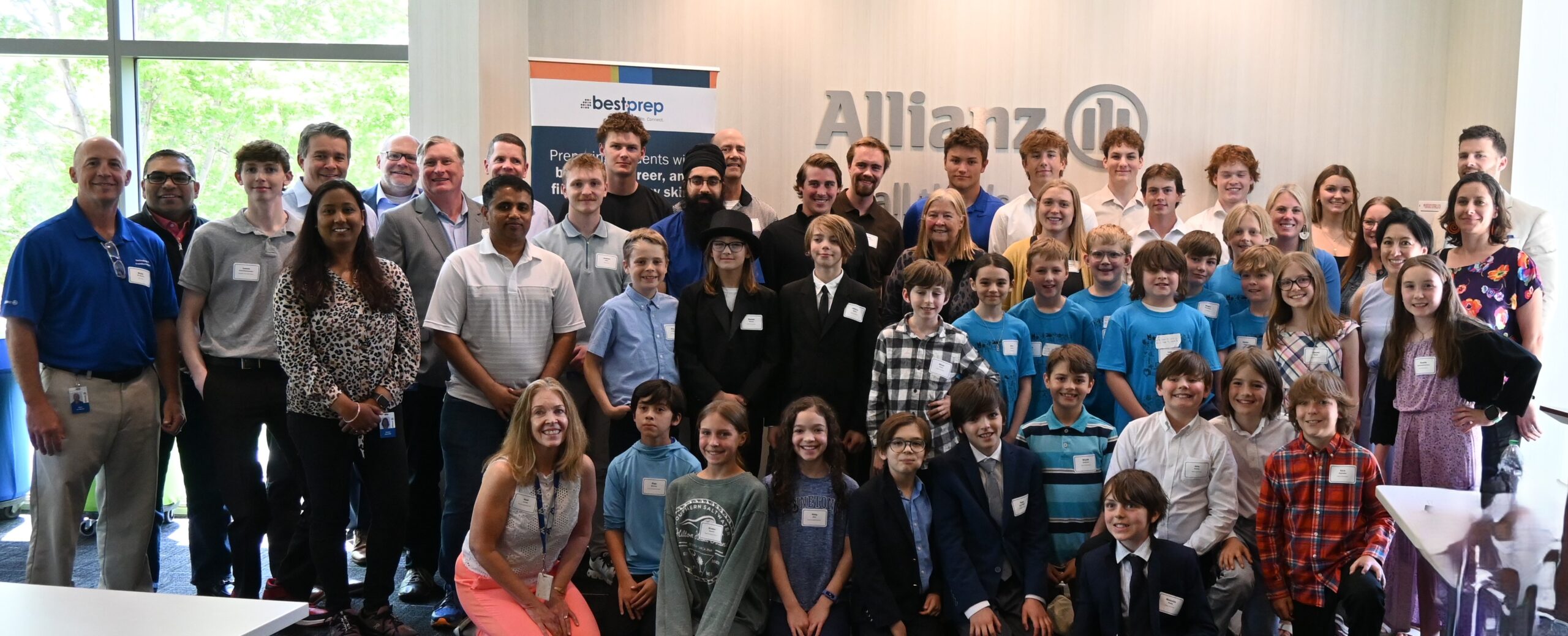 Group Photo - Allianz Schools and Volunteers - cropped - USE